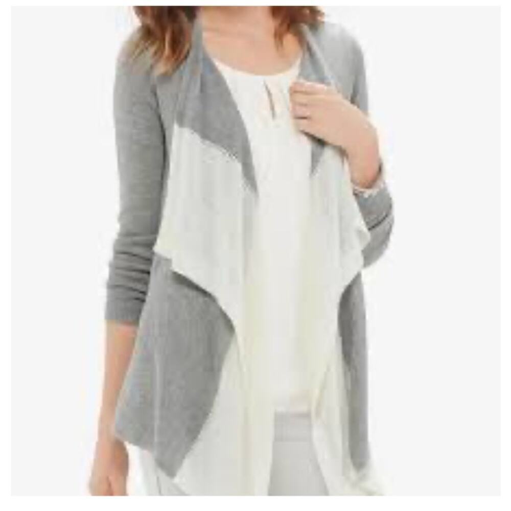 Pebble & Stone Anthro Draped Front Grey White Cardigan Size Small